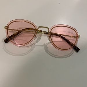 Pink designer glasses from the Netherlands